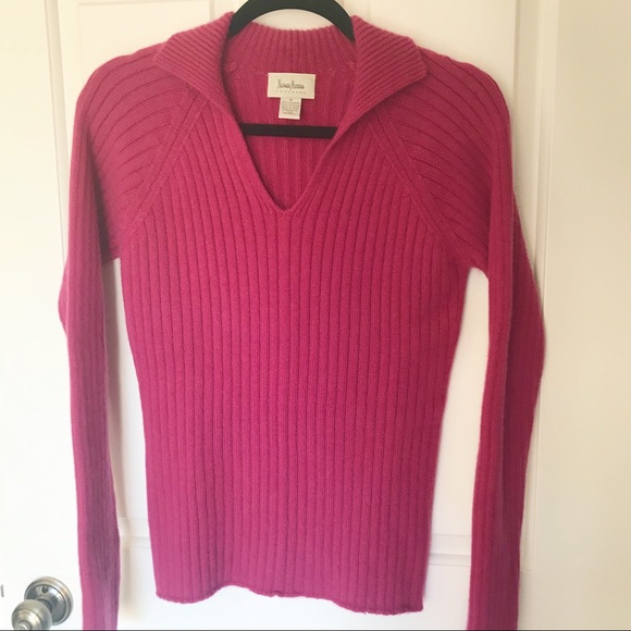 Neiman Marcus Sweaters - Neiman Marcus Cashmere Sweater